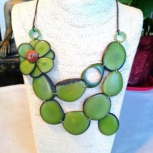 Handmade Tagua nut Necklace GREEN, stretchy cord